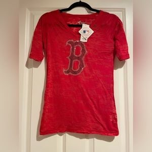 Red Sox top size small